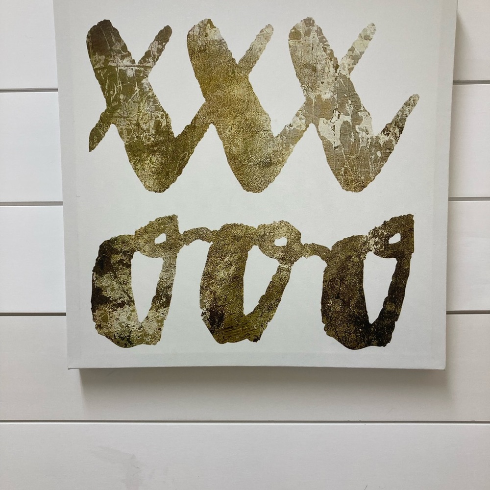 Wall Hanging Decor - XXXOOO Canvas*